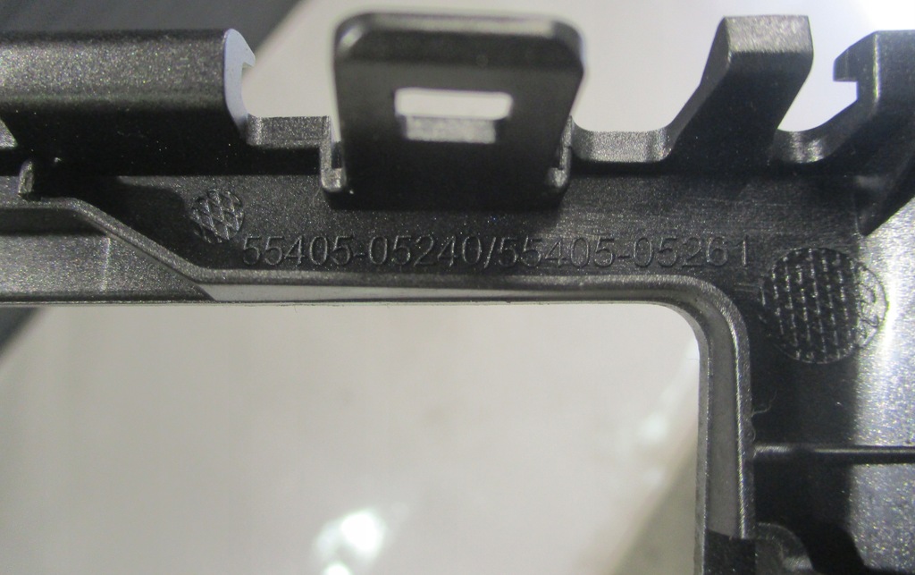 RAHMENRADIO-DASHBOARD-ABDECKUNG DEKOR TOYOTA AVENSIS T27 LIFT 55405-05240 Product image
