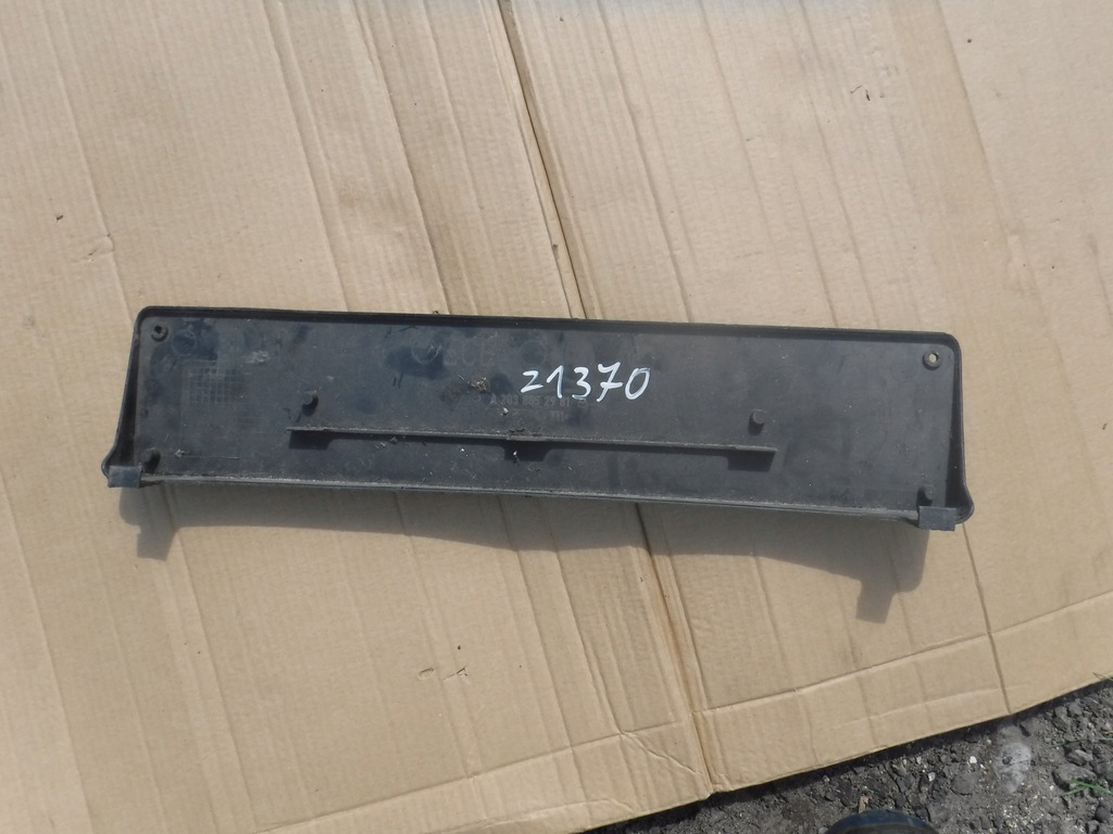MERCEDES C W203 KENNZEICHENRAHMEN Product image