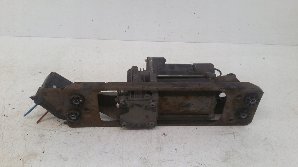 Federungskompressor 6777827 BMW E60 Product image