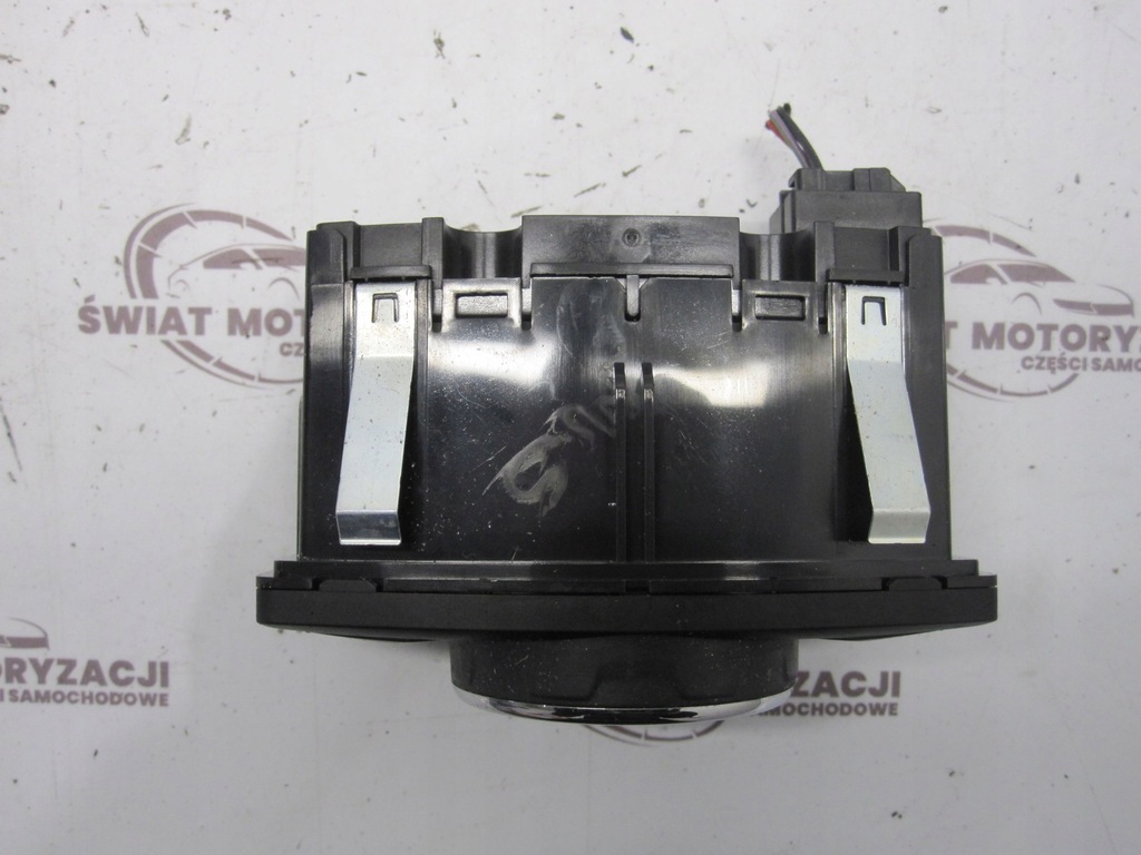 Ford Focus MK3 III 12R BM5T13A024CC Light Light Product image