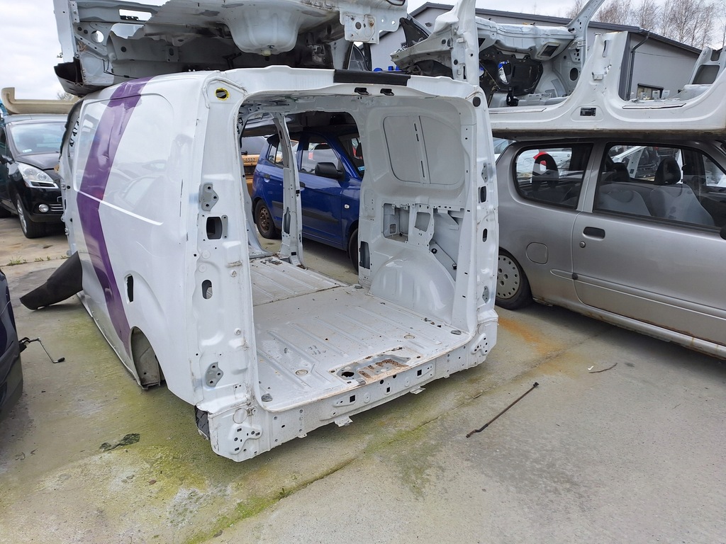 JUMPY SCUDO EXPERT 3 III PROACE II VIVARO C POST HINTERER RIEMENBODEN Product image