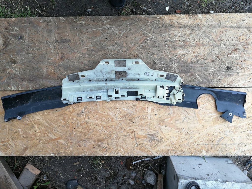 BMW F31 2.0D Heckstoßstangenspoiler Product image