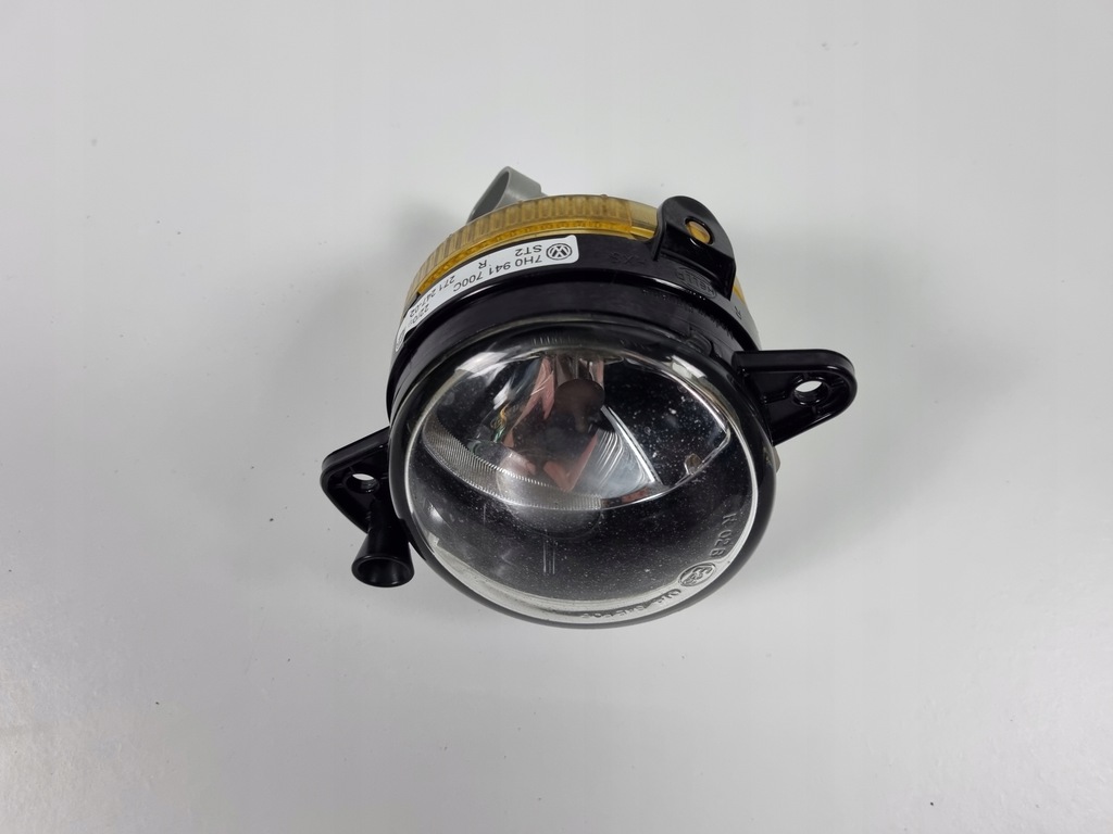 VW TRANSPORTER T5 HALOGEN NEBELSCHEINWERFER RECHTS VORNE 7H0941700C Product image