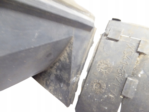 FOCUS MK1 1.4 16V KÜHLER LUFTLENKRAD Product image