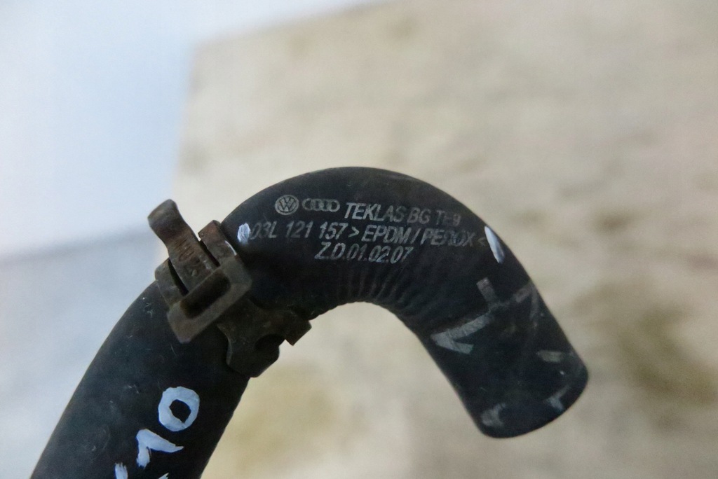 WASSERSCHLAUCH ROHR AUDI A4 B8 03L121157 Product image