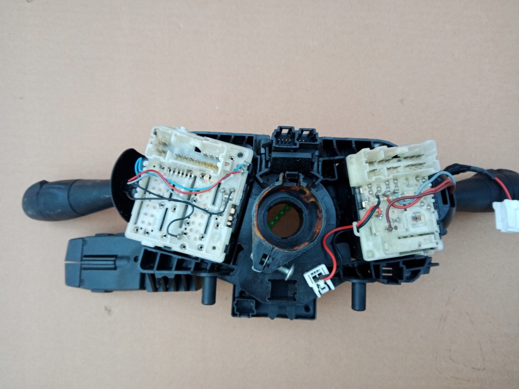 DACIA DOKKER, RENAULT CAPTUR UND SCHALTBAND Product image