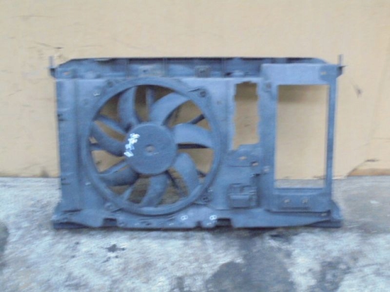 PEUGEOT 308 UND FRONTRIEMENLÜFTER 9650316080 Product image