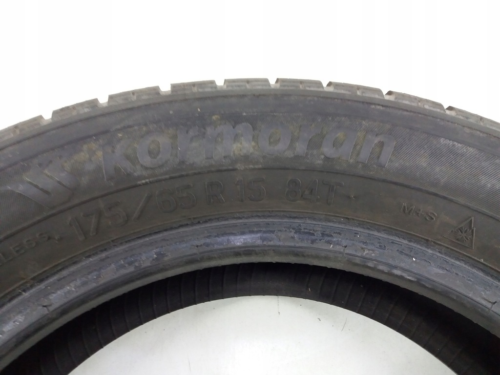 1x 175/65/15 175/65R15 Kormoran Snowpro B2 Winter Product image