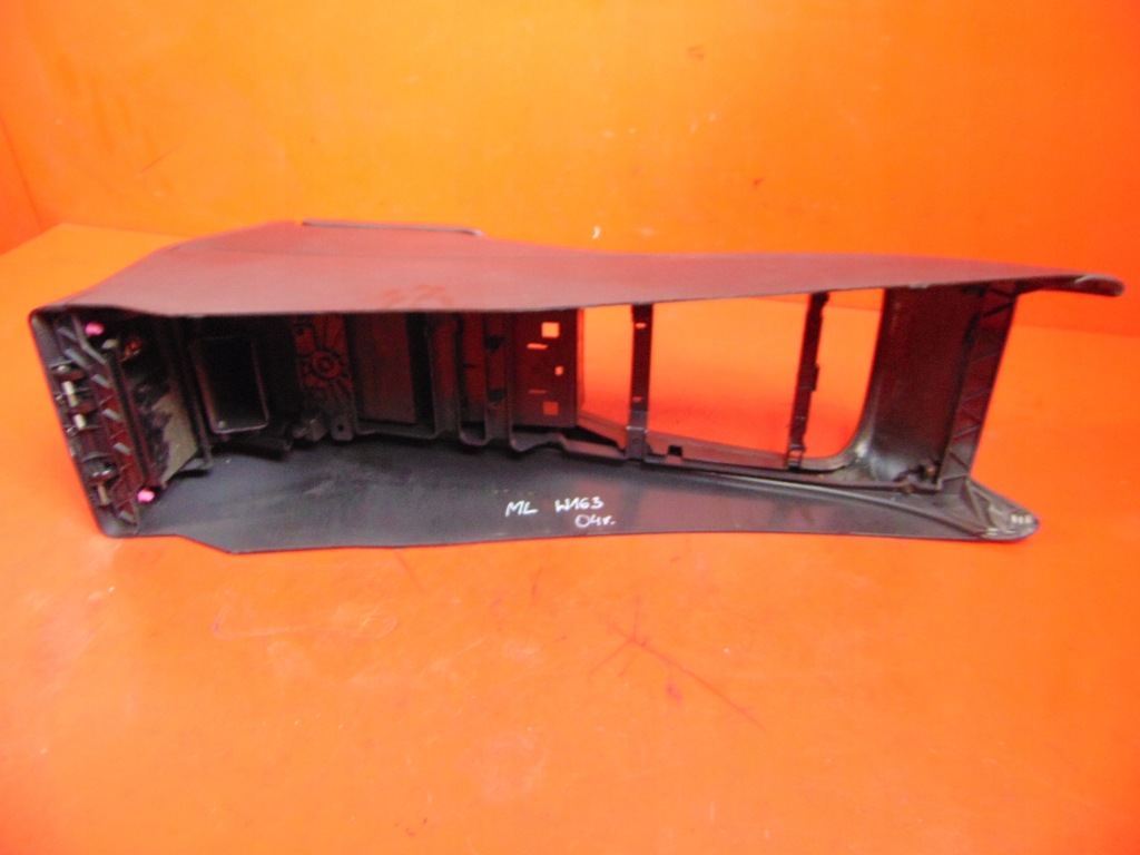 MERCEDES ML W163 LIFT 02- CENTER TUNNEL ARMREST CUP HOLDER Product image