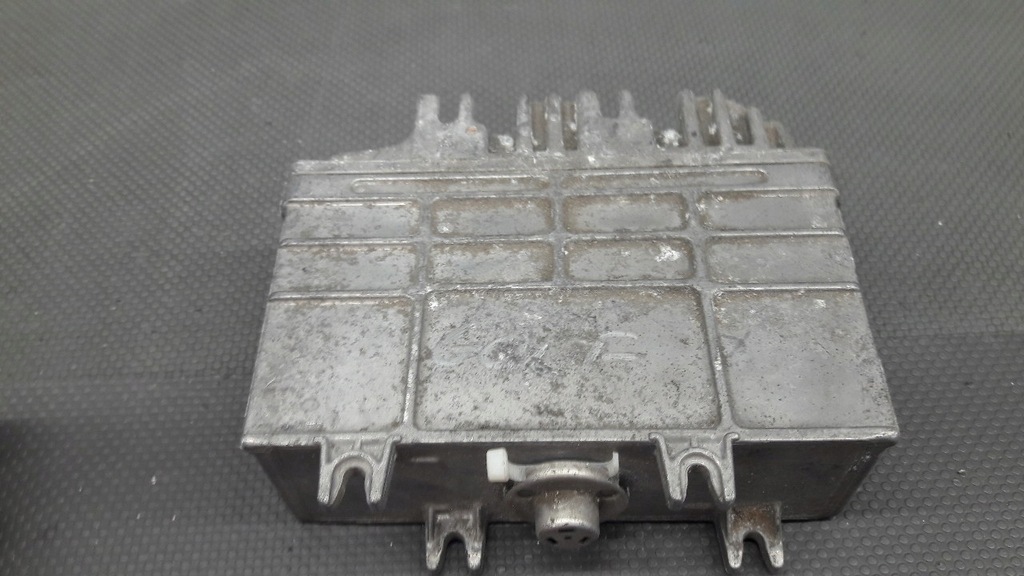 0261203647 Motorcomputer VW GOLF III 1.4 Product image