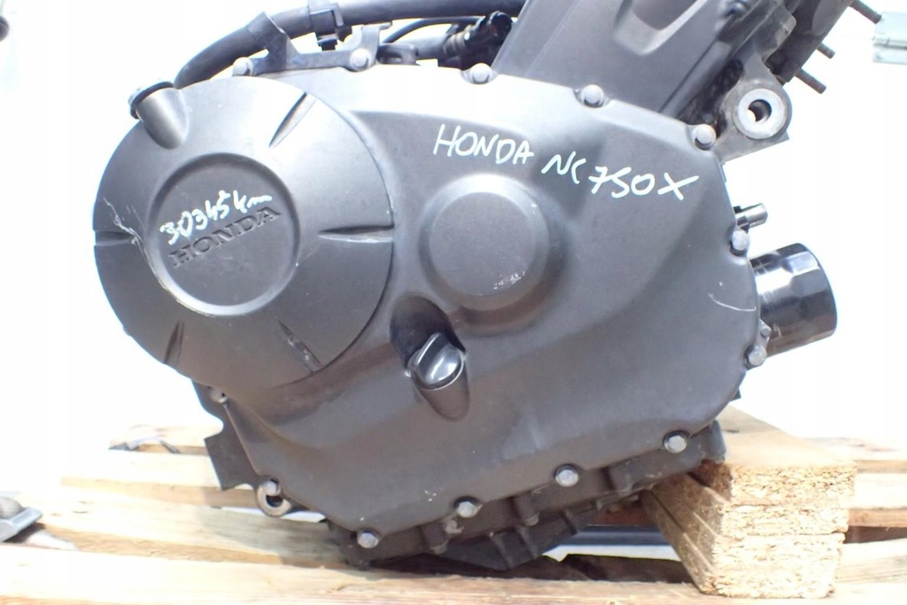 Honda NC 750 X 14-16 Motor 30345 km Handbuchgarantie Product image