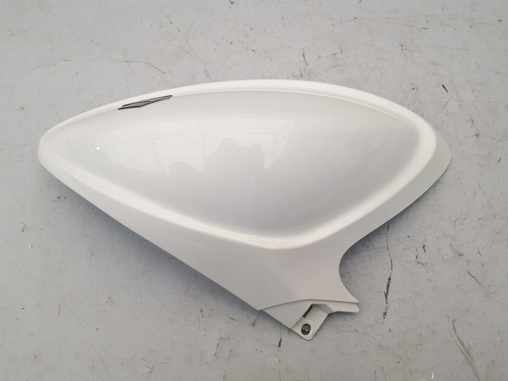 Abschirmungsschild linke Seite Specks Suzuki SFV 650 Gladius 09-15 Decken Sie den Tank ab Product image