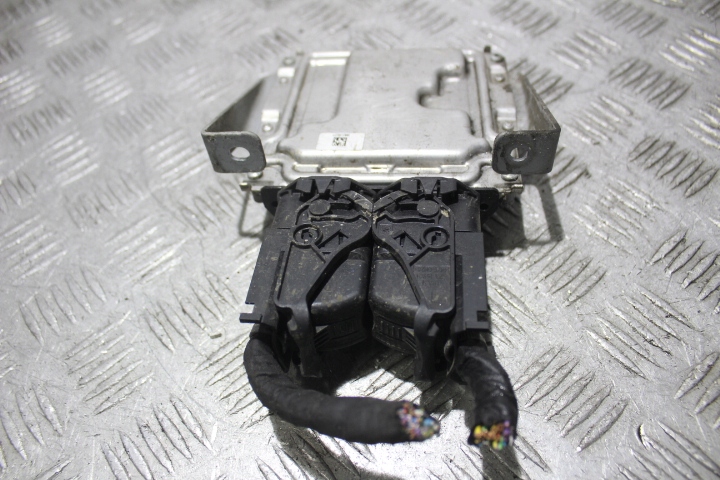 MOTOR-COMPUTER SKODA CITIGO 1.0 Product image