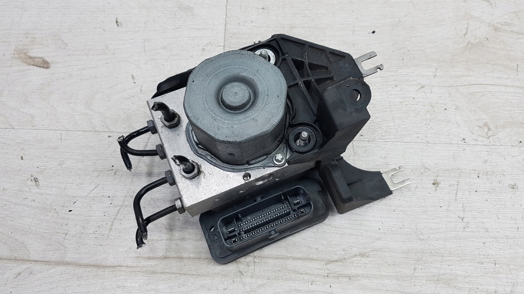 MERCEDES A-KLASSE W176 PUMPEN-ABS-STEUERUNG EU 93.000 PLN Product image