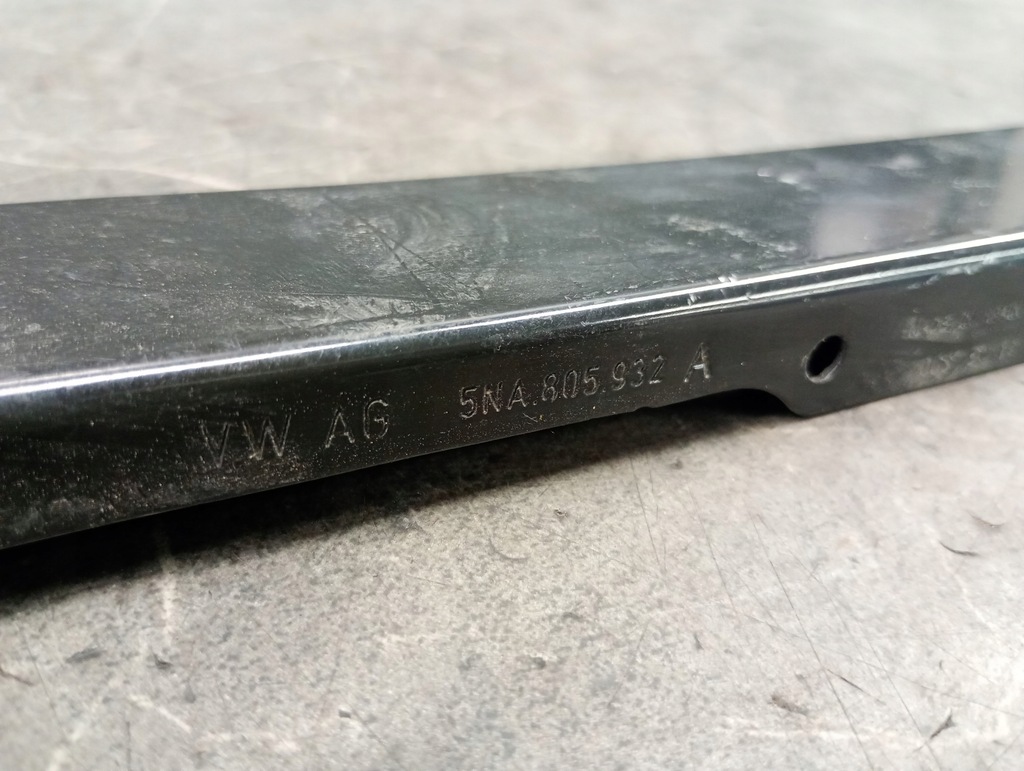 5NA805932A Halterung Lampenmontage vorne links VW Tiguan II Product image