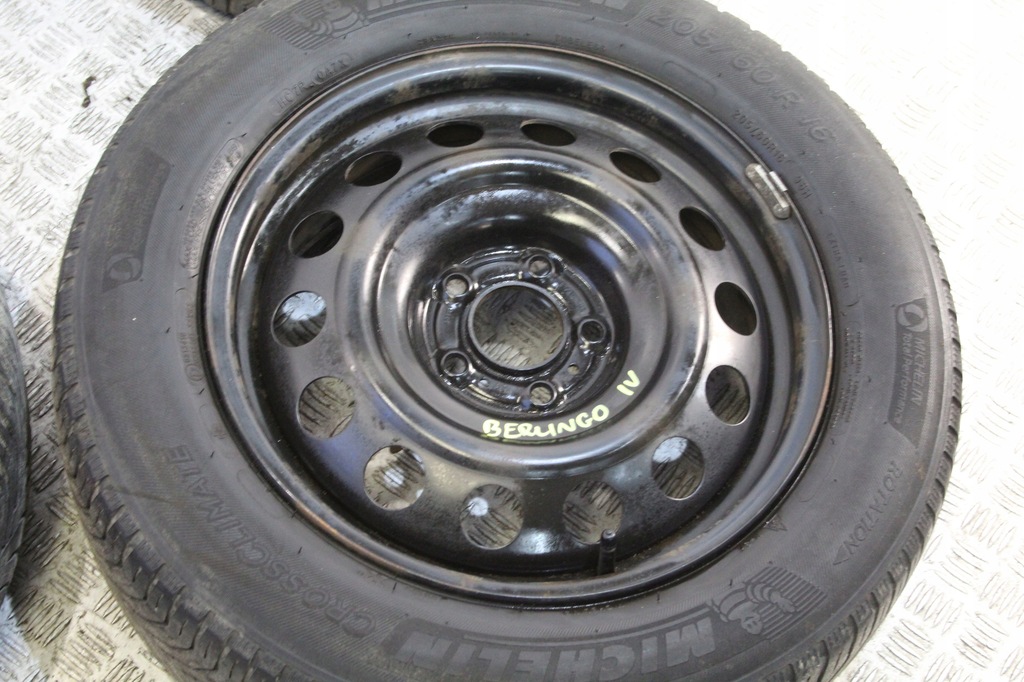 RÄDER REIFEN FELGEN 205/60 R16 BERLINGO IV 4 Product image