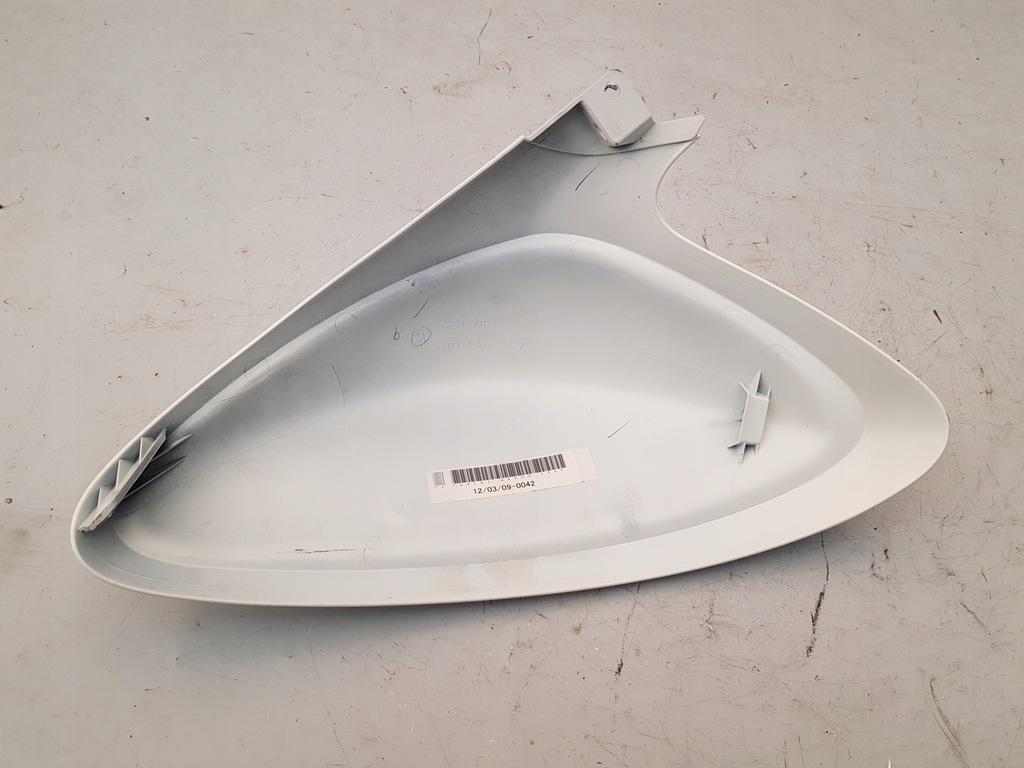 Abschirmungsschild linke Seite Specks Suzuki SFV 650 Gladius 09-15 Decken Sie den Tank ab Product image