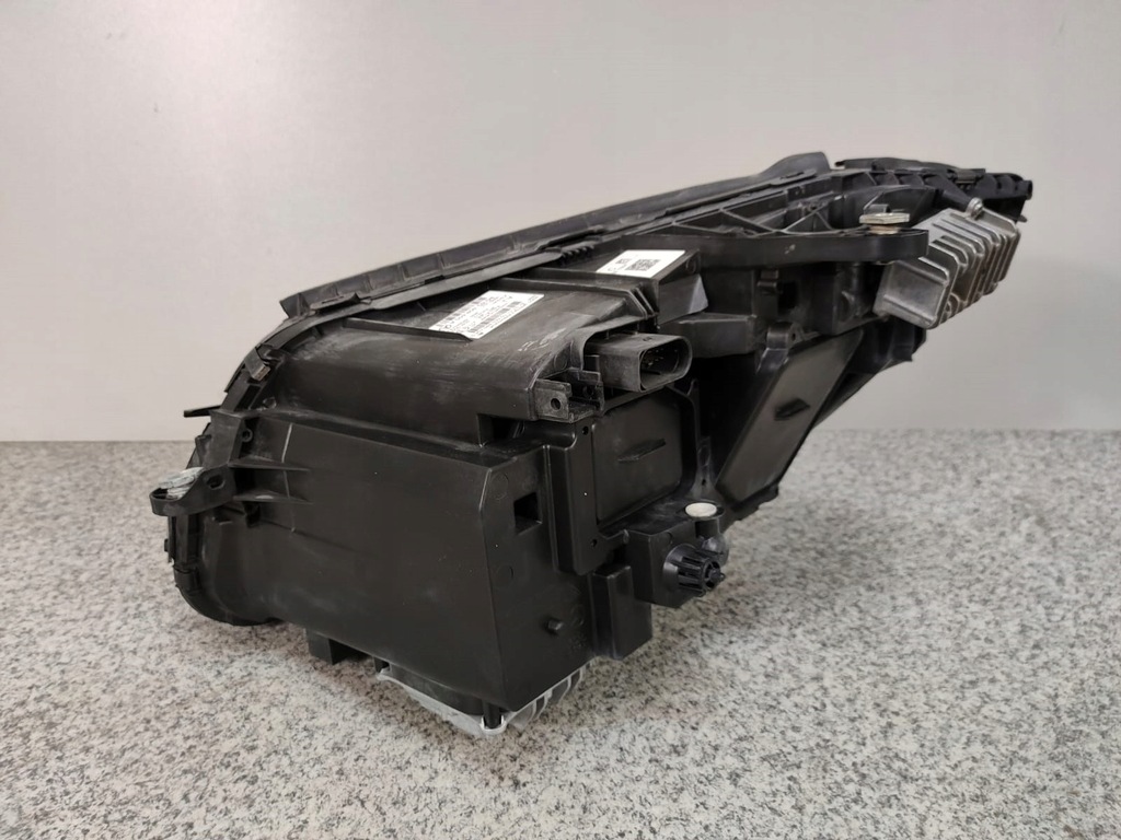 MERCEDES C-KLASSE W205 FRONTLEUCHTE LED PERFORMANCE RECHTS FV Product image