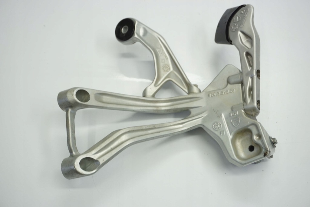 Ducati Multistradada V4 S 21-Set Footrest direkt zurück Product image