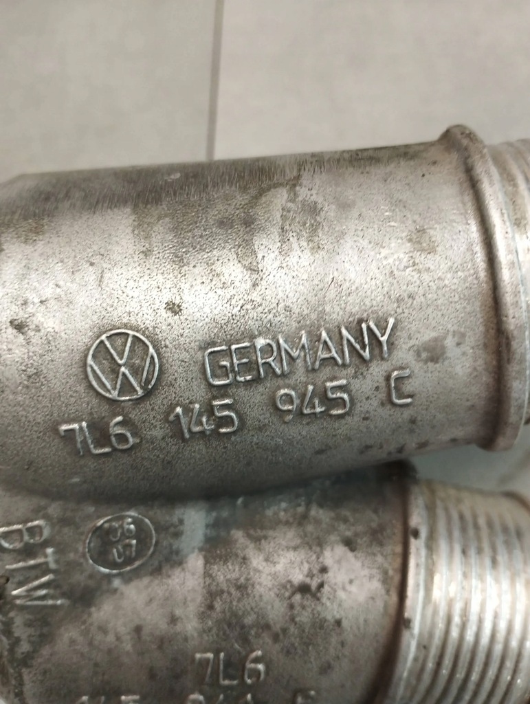 Audi Q7 4L LUFTSCHLAUCH 7L6145945G Product image