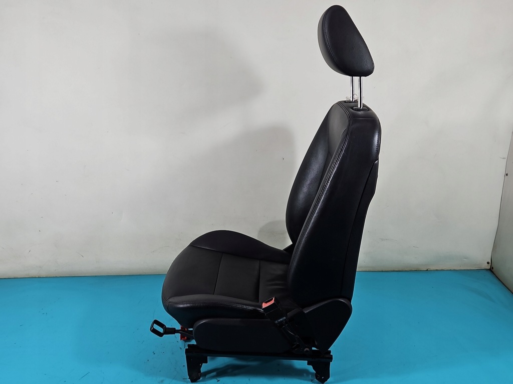 LINKER FAHRERSITZ MERCEDES W169 Product image