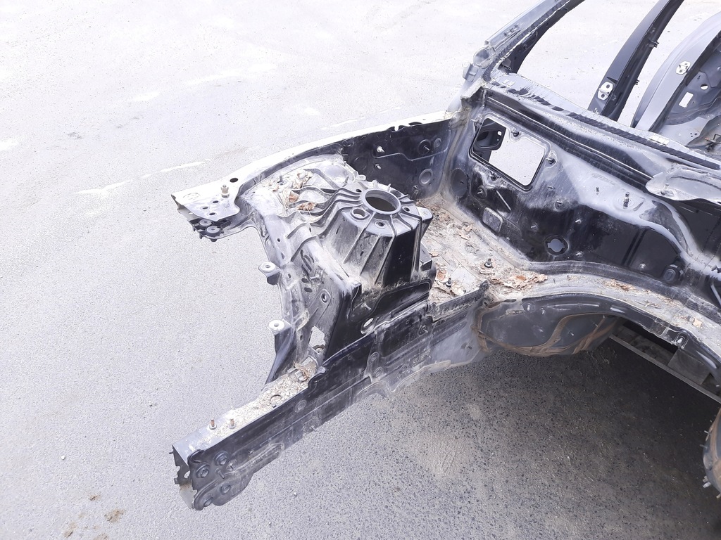 Mercedes W213 vorne rechts oder links Product image