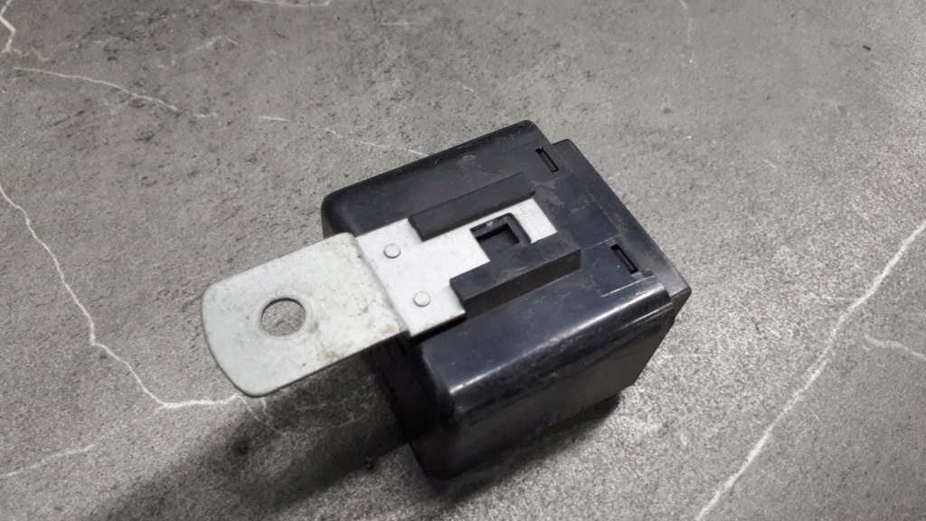 95420-33000 Hyundai Accent II Relais Product image