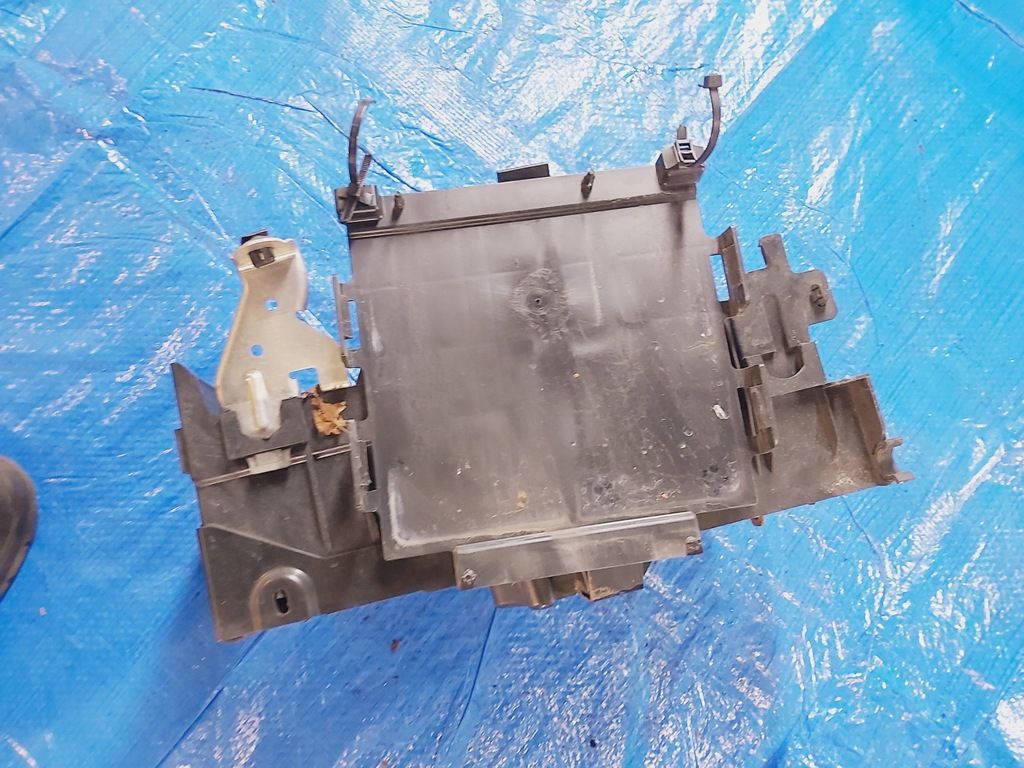 OPEL-PARTS Zafira C Astra J Batterieuntergehäuse 13354420 Product image