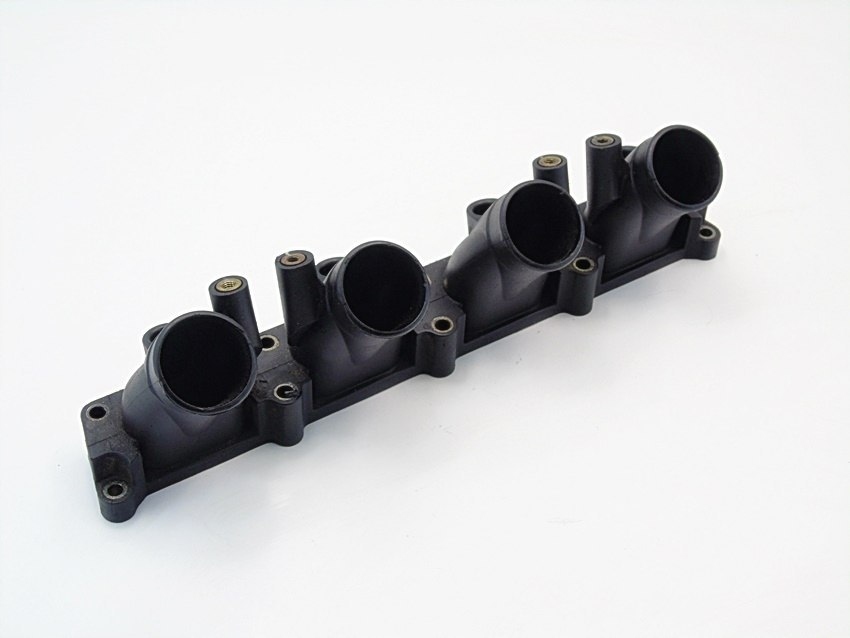 Ansaugkrümmer 2.0 20 V PASSAT AUDI A4 B6 B7 A6 C5 PASSAT B5.5 06B133216G Product image