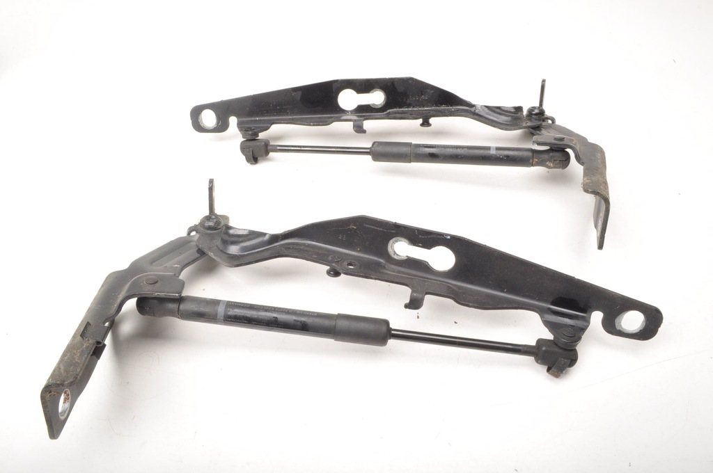 VOLVO S60 II V60 Motorhaubenscharnier 30799178 30799179 SET Product image