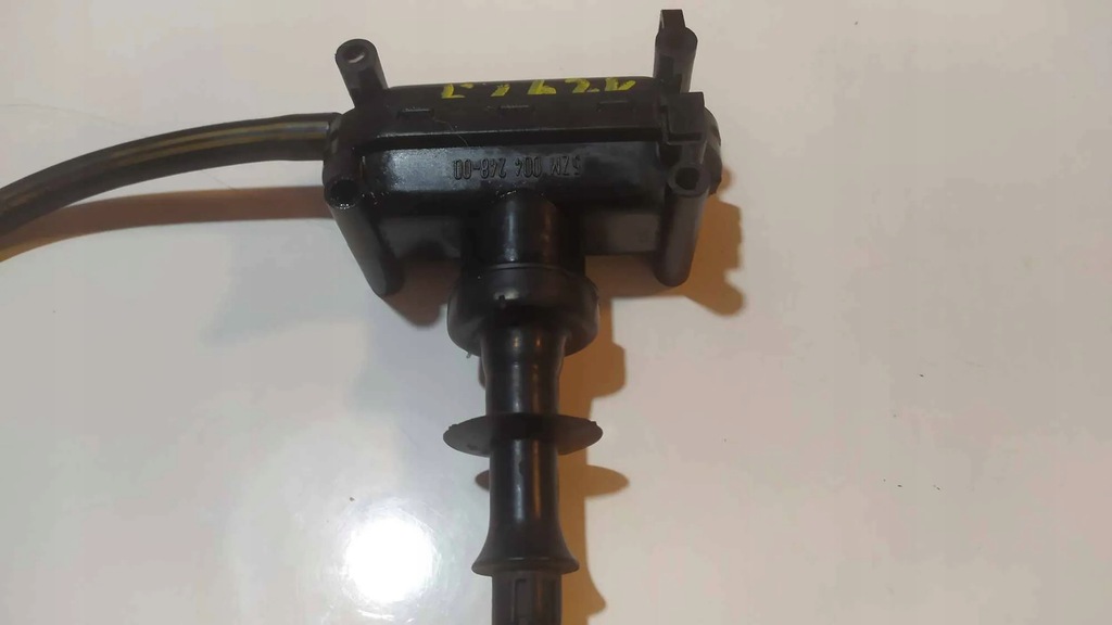 Mercedes-Benz W124 Hella Zentralverriegelungsaktuator Product image