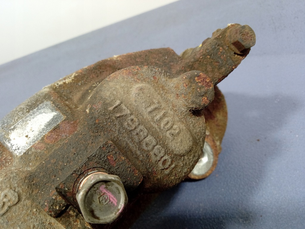 CHRYSLER PACIFICA II 16- 3,6 V6 KLEMME VORNE LINKS YOCK 17988801 Product image