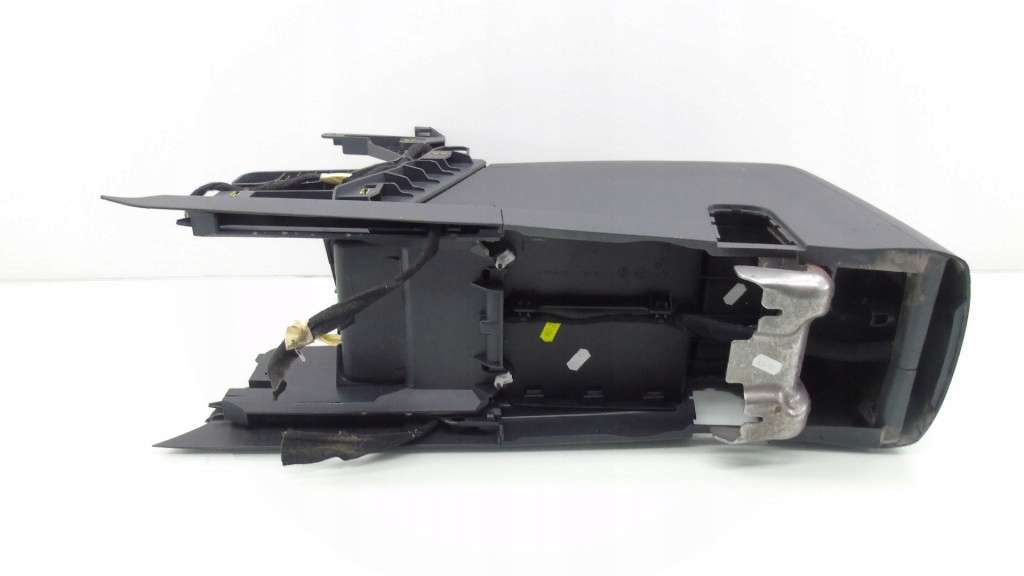 MITTELTUNNEL PEUGEOT 5008 I 9670593077 Product image