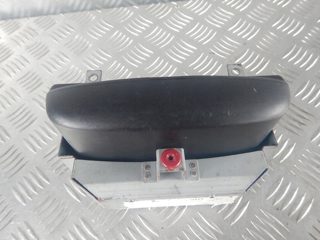 VOLVO S60 I V70 II XC70 LIFT SCREEN DISPLAY DVD 30656245 ORIGINAL Product image
