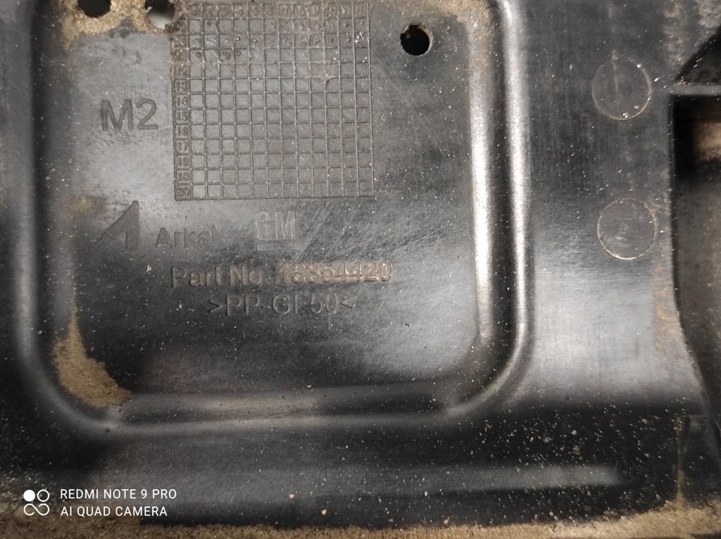 BATTERIEGEHÄUSE OPEL ASTRA IV J 1.6 1.7 2.0 CDTI 13354420 Product image