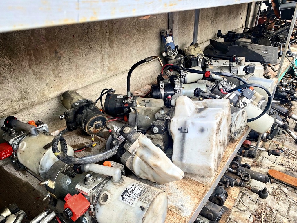 24V-Elektromotor, hydraulische Kipppumpe Product image