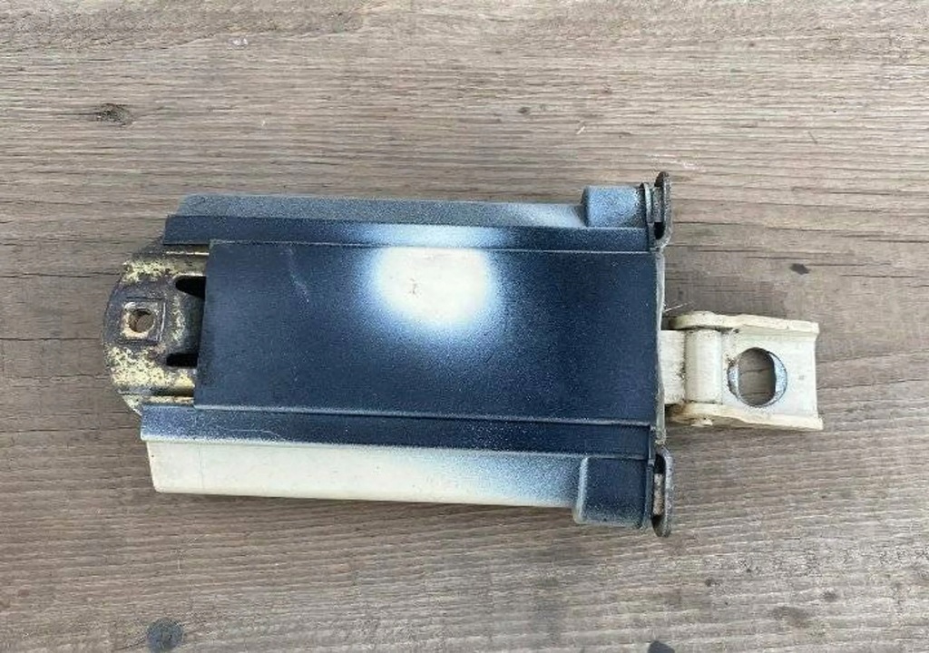 Mercedes-Benz E W210 2000 Türbegrenzer Product image