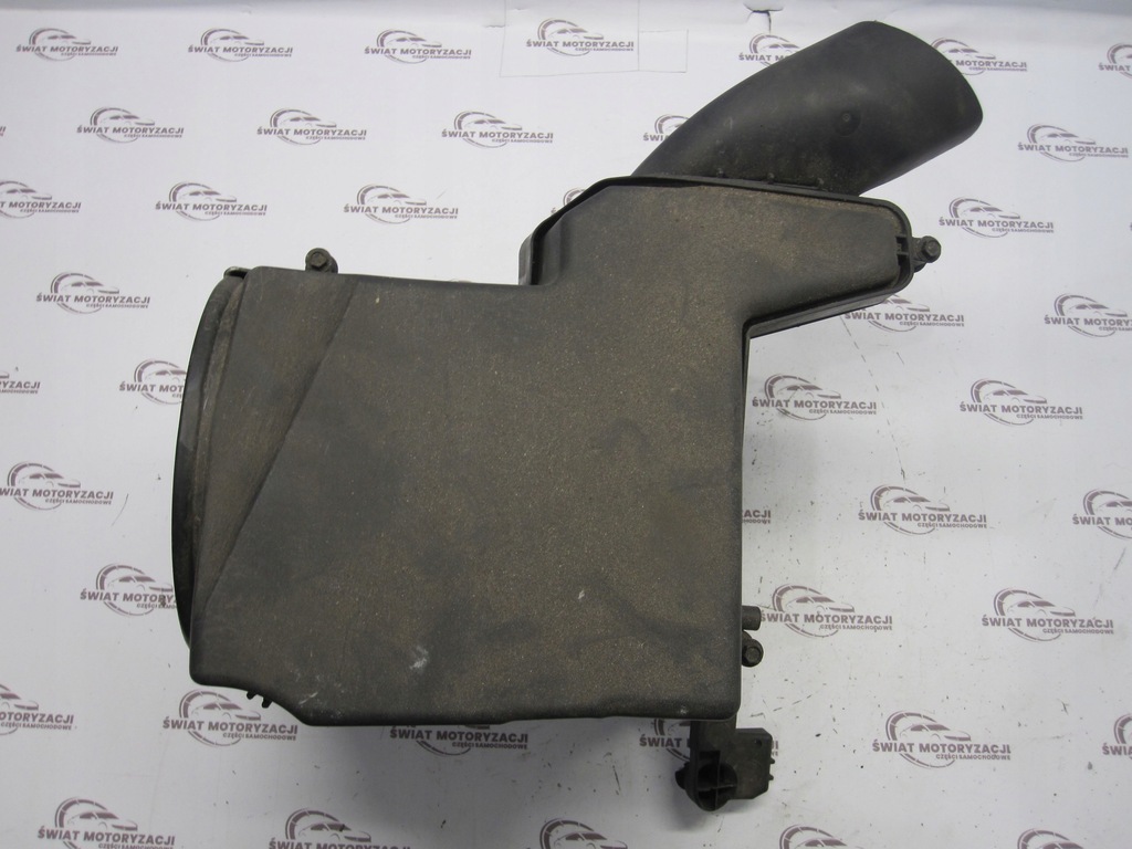 Ford Focus MK3 III 12R Luftfiltergehäuse AV61-9600-BF Product image