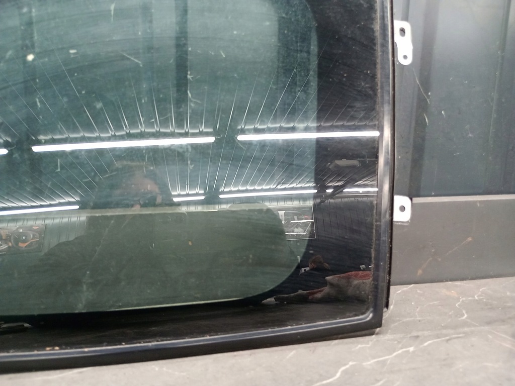 links Glas hinter Mazda RX8 Product image