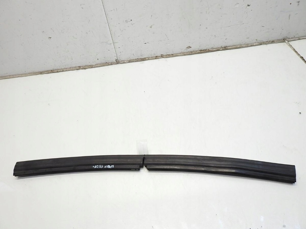 KOTFLÜGELDICHTUNG LINKS VORNE BMW X1 E84 2991416 Product image