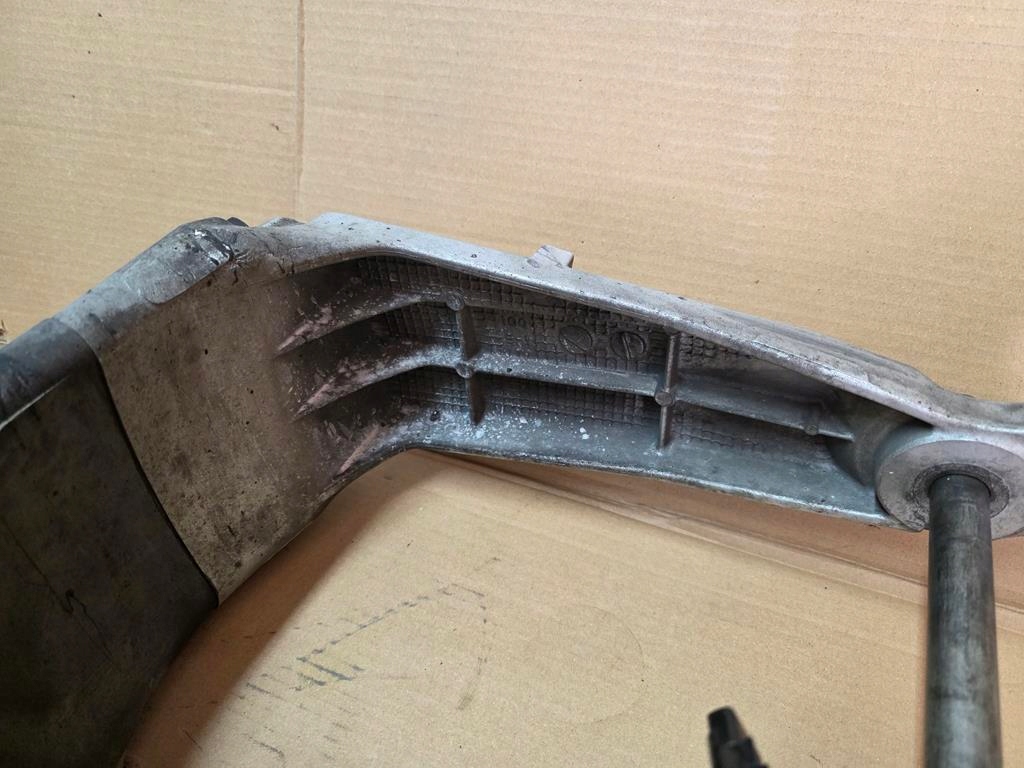 Suzuki Burgman An 650 02-12 Drive-Übersetzungsschwinge Product image