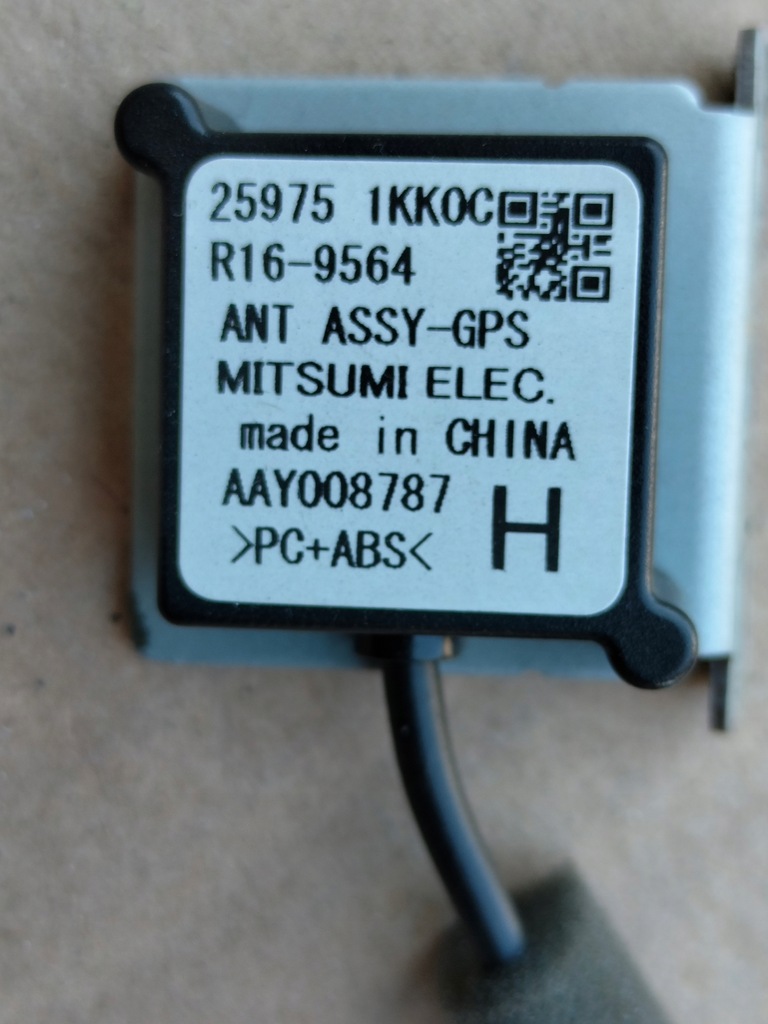 Nissan Juke und F15 GPS -Antenne Product image