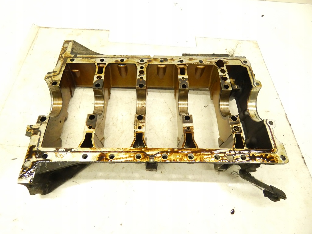BMW E90 E46 E87 E85 N42 N46 BASISWELLENBLOCKBEFESTIGUNG Product image