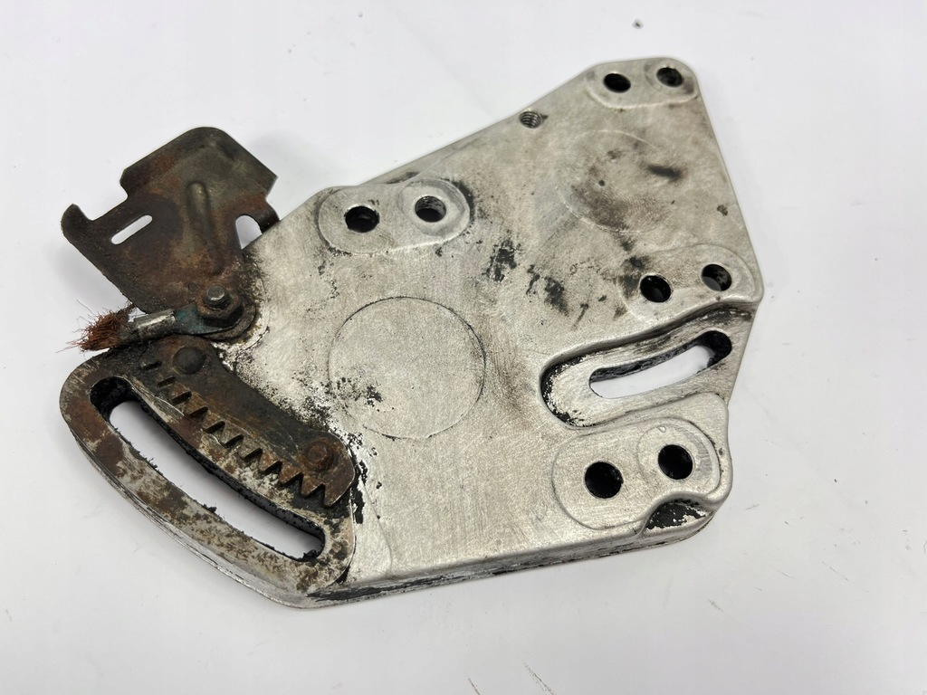 Mercedes W126 380 500 R107 M116 M117 1174661141 Product image