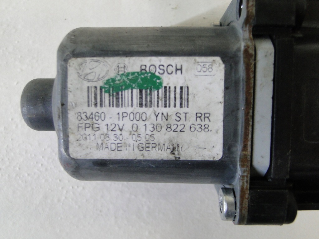 KIA VENGA FENSTERMOTOR RECHTS HINTEN 83460-1P000 Product image