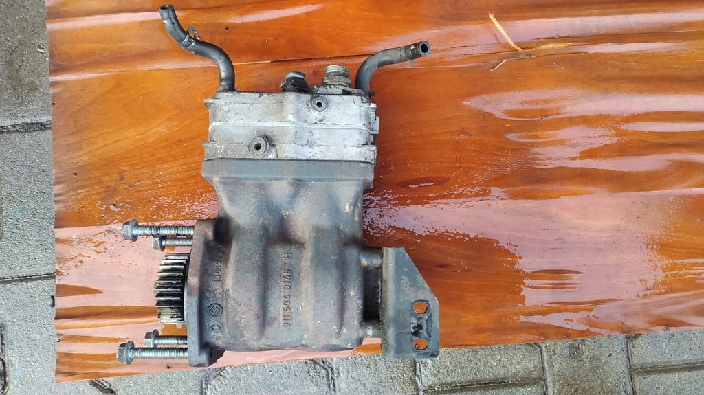 DAF 480 km Euro 3 Sprine Air Compressor Wabco 9115040146 Product image