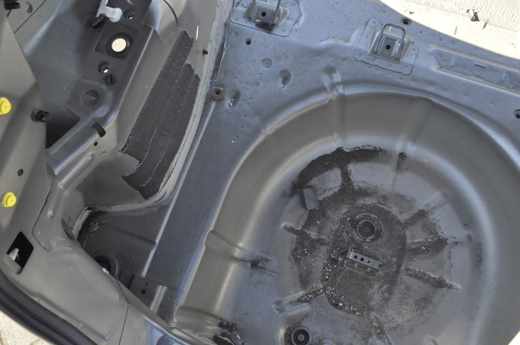 FORD FIESTA MK8 GESAMTER HINTERER ASS HINTERER GÜRTELKOTFLÜGEL LINKS RECHTS Product image