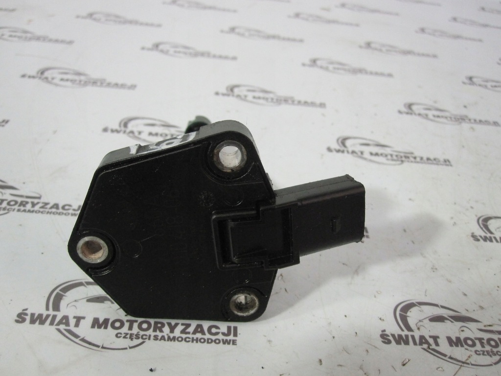 Audi A4 2.0 TDI CJC 140 km 13R Ölspiegel-Sensor 04L907660A 6PR010418-06 Product image