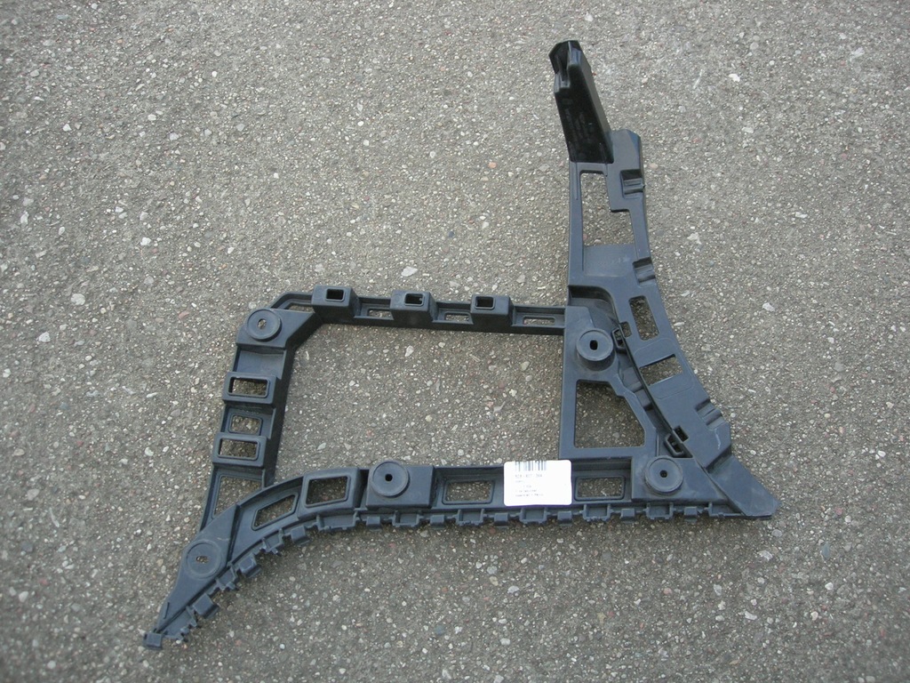 STOßSTANGE RUTSCHE RT VW JETTA 5C6807394 NEU WAW Product image
