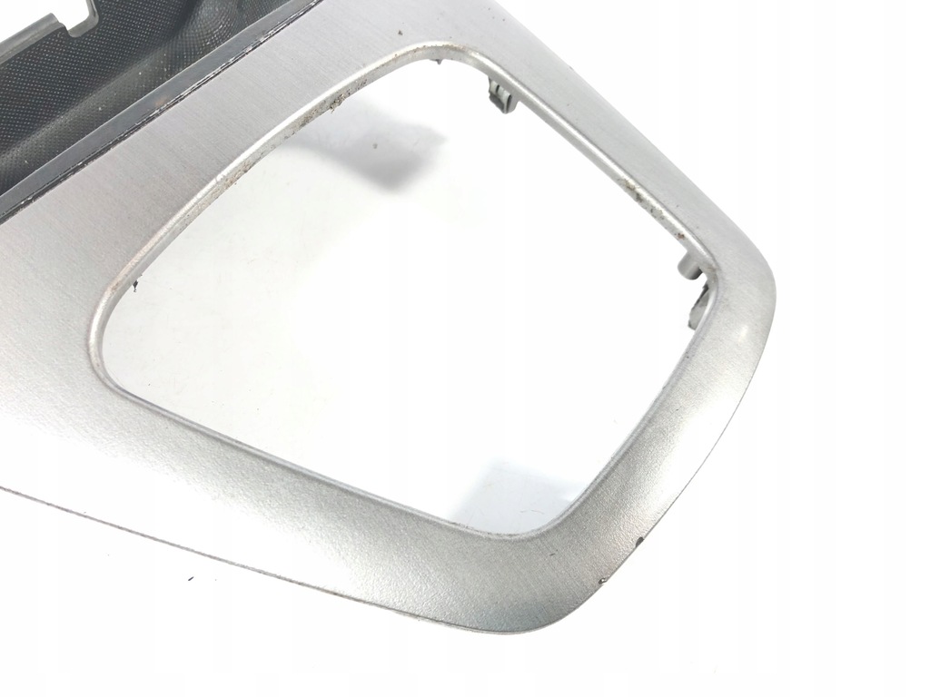Hyundai Tucson 04- DECOR SCHALTHEBELABDECKUNG OE 84651-2E000 Product image